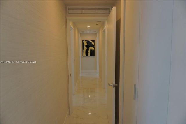 725 NE 24 St 401, Miami, FL 33137