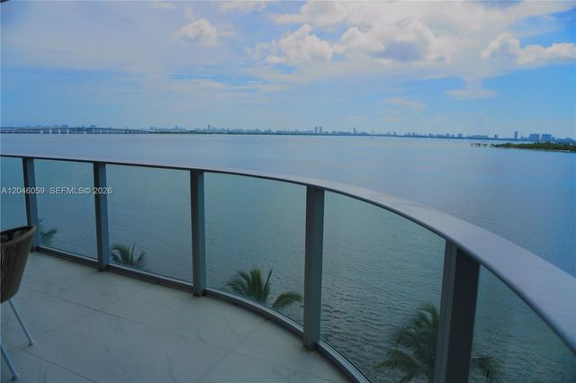725 NE 24 St 401, Miami, FL 33137