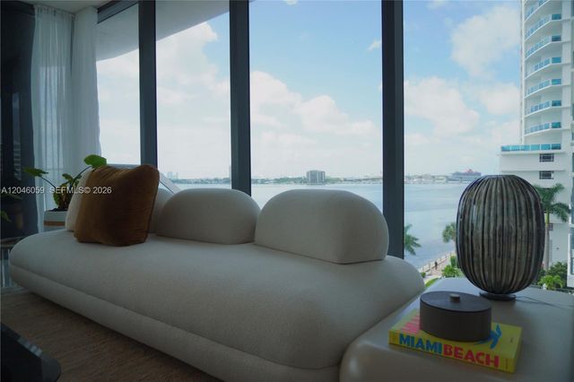 725 NE 24 St 401, Miami, FL 33137