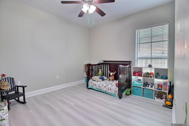 31025 Lake Spring Dr, Walker, LA 70785