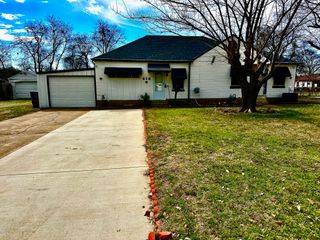 616 W Hammond Street, Lancaster, TX 75146