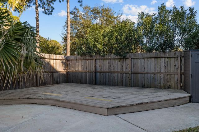 2372 Autumn Mist Court, League City, TX 77573