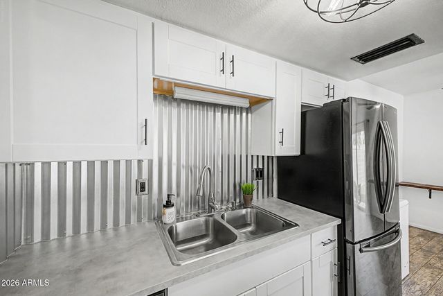600 S DOBSON Road 98, Mesa, AZ 85202