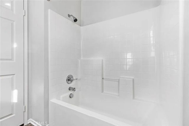 34254 Woodmont, Lake Elsinore, CA 92532