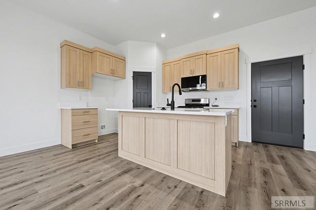 3701 Kimber Way, Idaho Falls, ID 83401