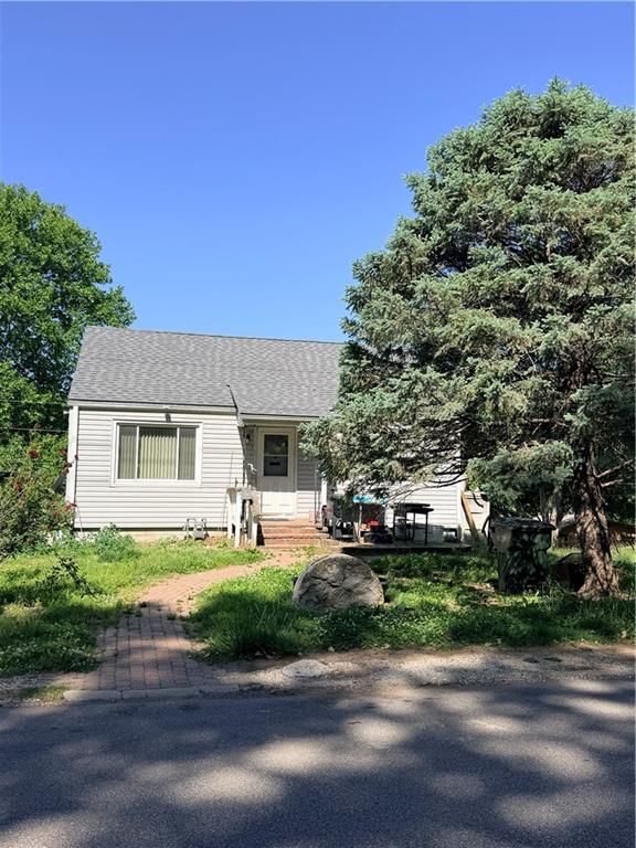 1320 Lawrence Avenue, Leavenworth, KS 66048