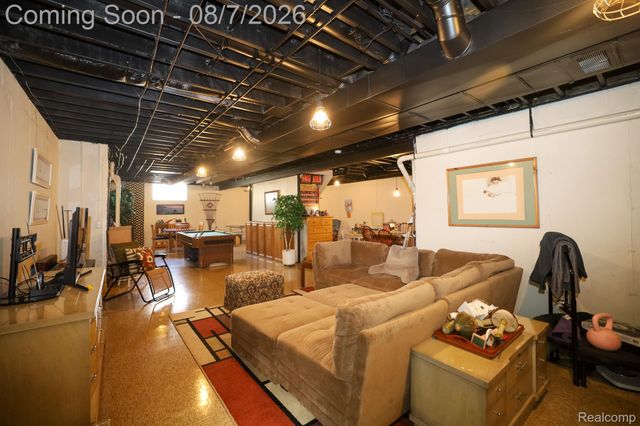 3531 Stoneridge Court, Commerce Charter Township, MI 48382