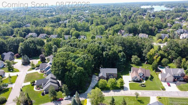 3531 Stoneridge Court, Commerce Charter Township, MI 48382