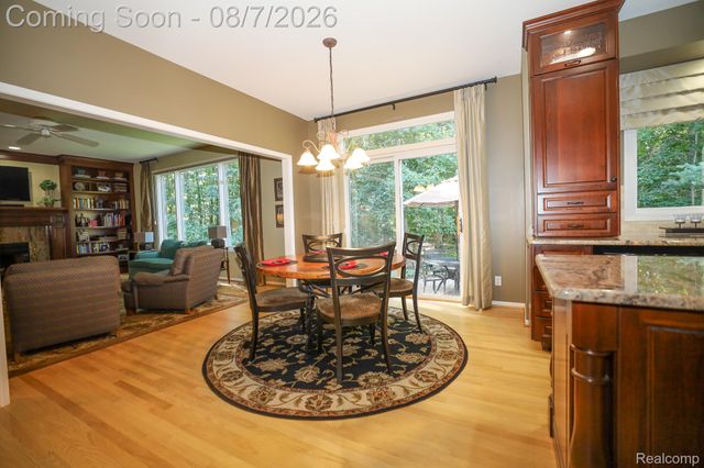 3531 Stoneridge Court, Commerce Charter Township, MI 48382
