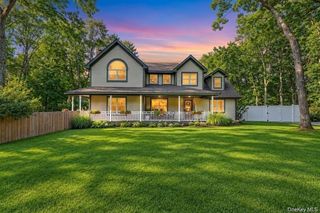 15 Hillcrest Avenue, Port Jefferson, NY 11777