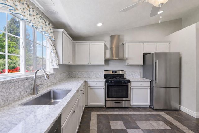 5482 Mesa Road, Gilroy, CA 95020