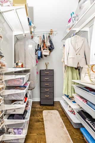 3238 N PIONEER Avenue, Chicago, IL 60634