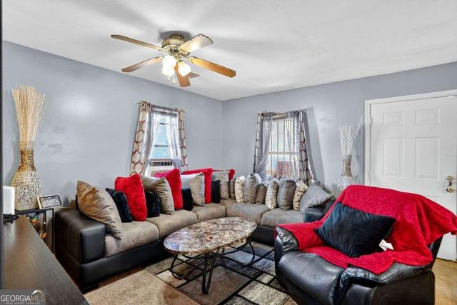 985 Farrington Place SE, Atlanta, GA 30315