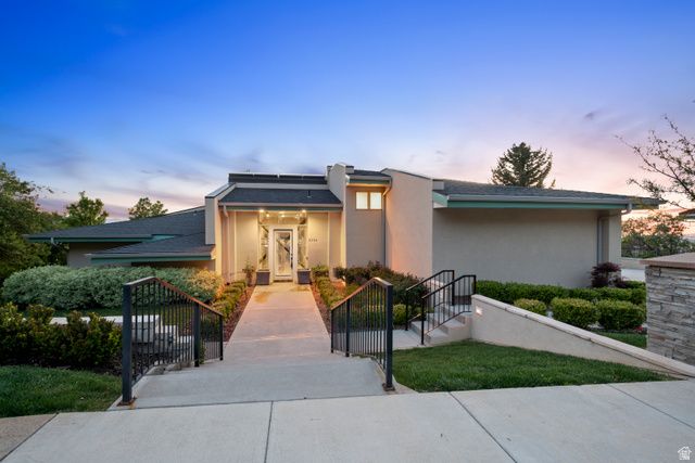 6394 S CANYON COVE DR, Holladay, UT 84121
