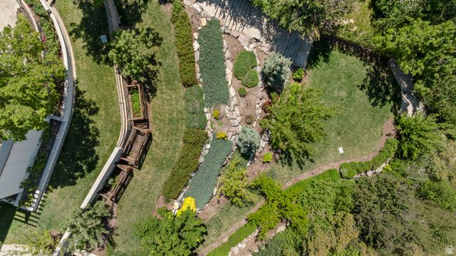 6394 S CANYON COVE DR, Holladay, UT 84121