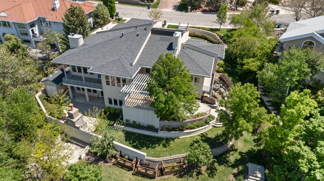 6394 S CANYON COVE DR, Holladay, UT 84121