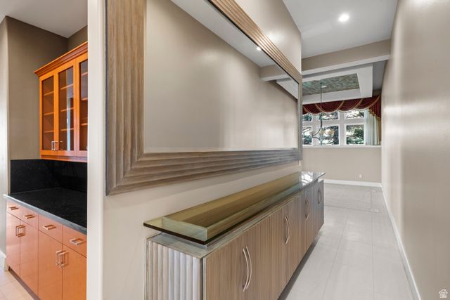 6394 S CANYON COVE DR, Holladay, UT 84121