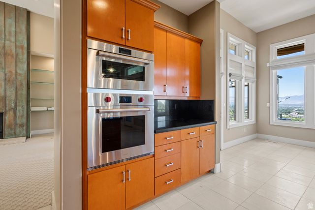 6394 S CANYON COVE DR, Holladay, UT 84121