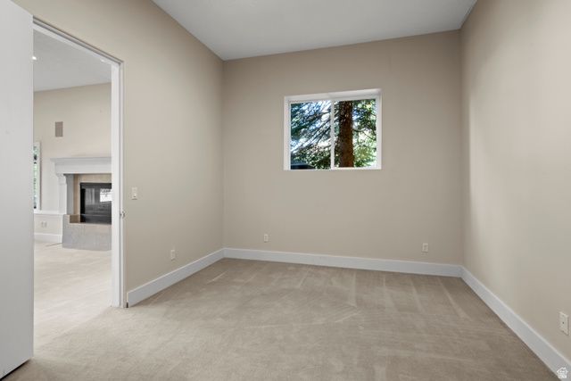 6394 S CANYON COVE DR, Holladay, UT 84121