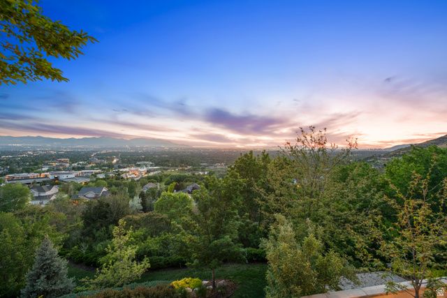 6394 S CANYON COVE DR, Holladay, UT 84121