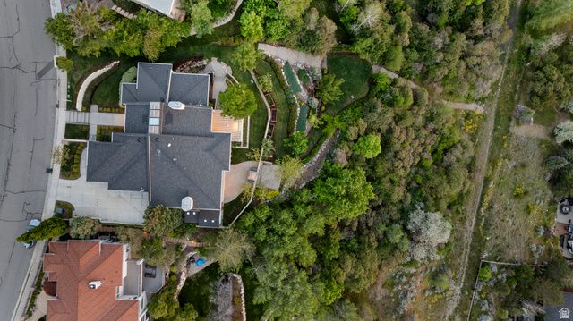 6394 S CANYON COVE DR, Holladay, UT 84121