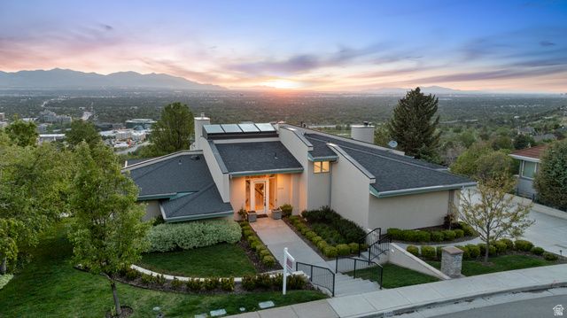 6394 S CANYON COVE DR, Holladay, UT 84121