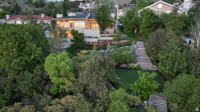 6394 S CANYON COVE DR, Holladay, UT 84121