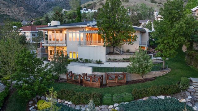 6394 S CANYON COVE DR, Holladay, UT 84121