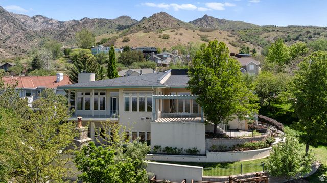 6394 S CANYON COVE DR, Holladay, UT 84121