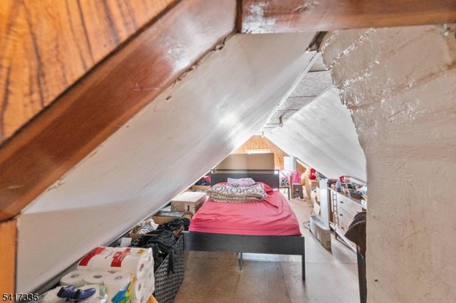 109 Franklin St, Elizabeth City, NJ 07206