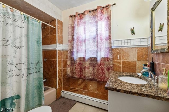 109 Franklin St, Elizabeth City, NJ 07206