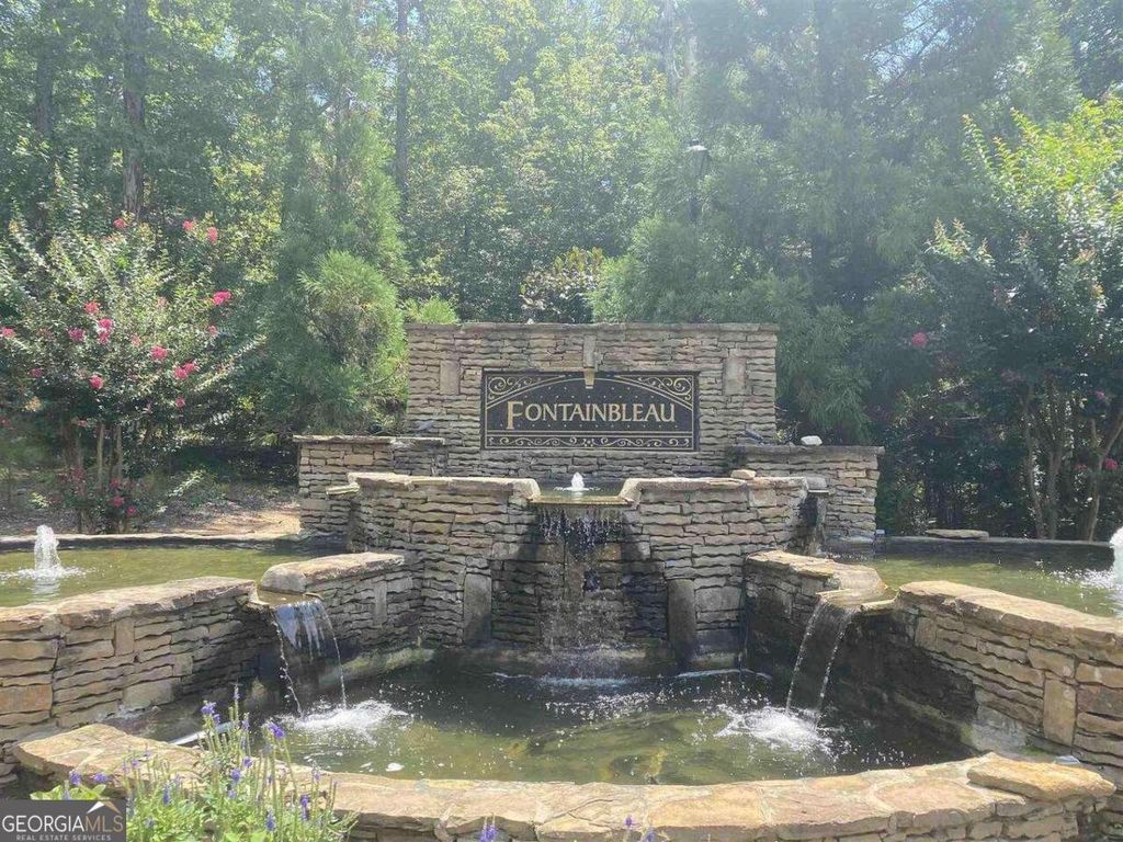 2086 Fontainbleau Drive, Conyers, GA 30094