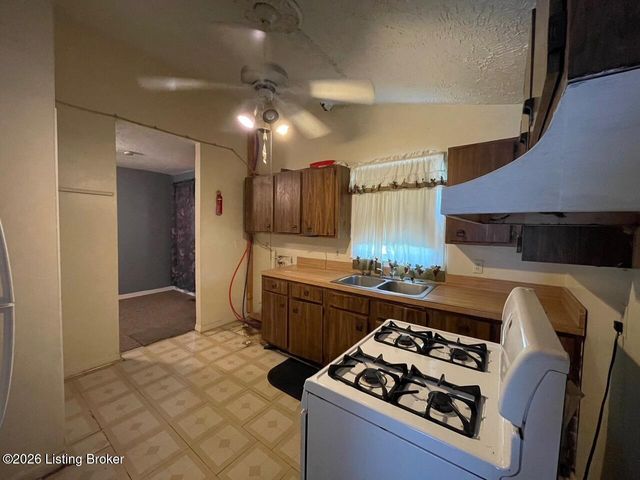 5107 Monticello Ave, Louisville, KY 40218