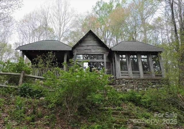 406 Pine Moss Trail, Hot Springs, NC 28743