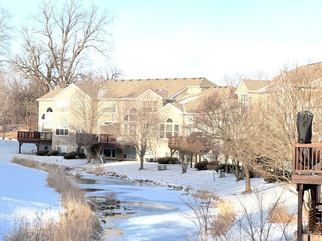 133 River Mist Drive, Oswego, IL 60543