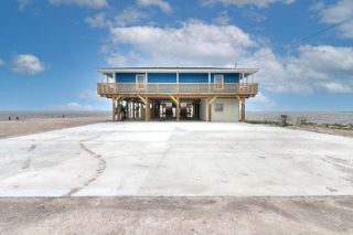 2445 Laguna Shores, Corpus Christi, TX 78418