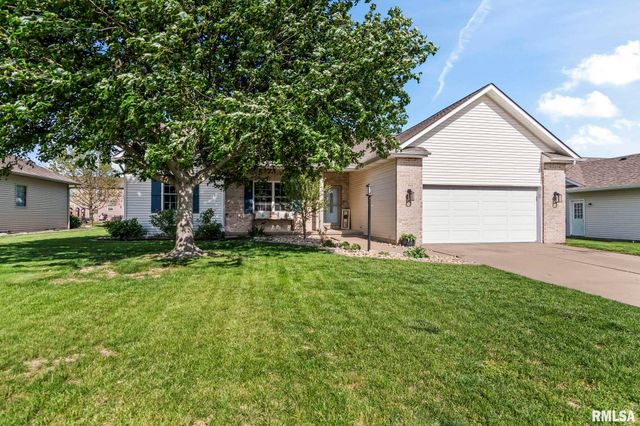 1508 Ptarmigan Drive, Chatham, IL 62629