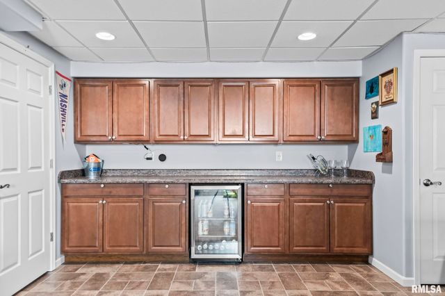 1508 Ptarmigan Drive, Chatham, IL 62629