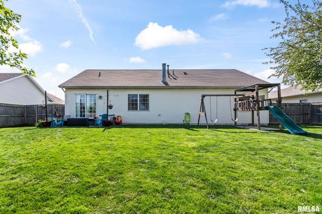 1508 Ptarmigan Drive, Chatham, IL 62629