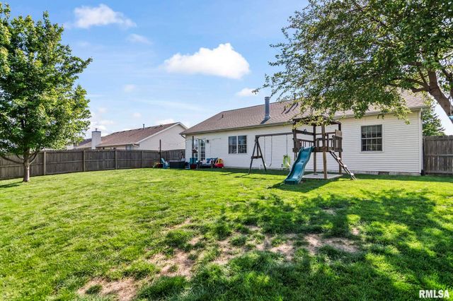 1508 Ptarmigan Drive, Chatham, IL 62629
