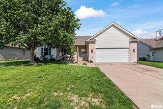 1508 Ptarmigan Drive, Chatham, IL 62629