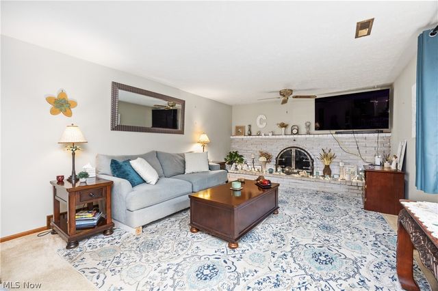 4905 Sassafras Drive, Parma, OH 44129