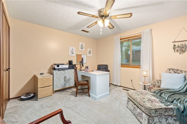4905 Sassafras Drive, Parma, OH 44129