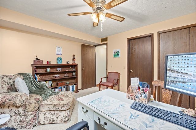 4905 Sassafras Drive, Parma, OH 44129