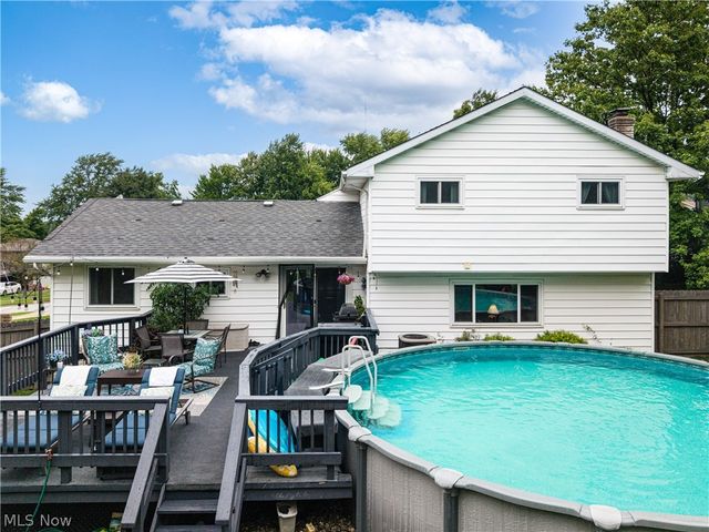 4905 Sassafras Drive, Parma, OH 44129