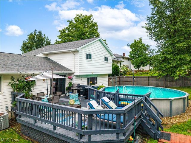 4905 Sassafras Drive, Parma, OH 44129