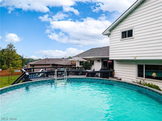 4905 Sassafras Drive, Parma, OH 44129