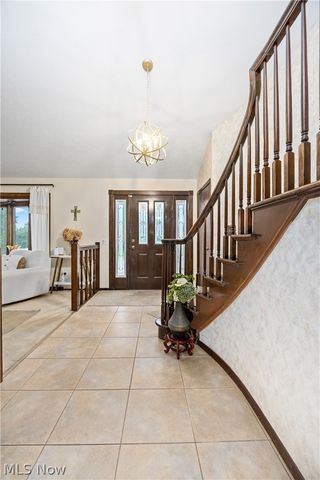 4905 Sassafras Drive, Parma, OH 44129