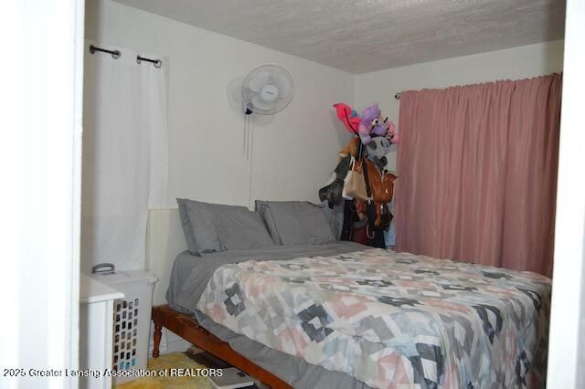 2111 Delta River Drive, Lansing, MI 48906