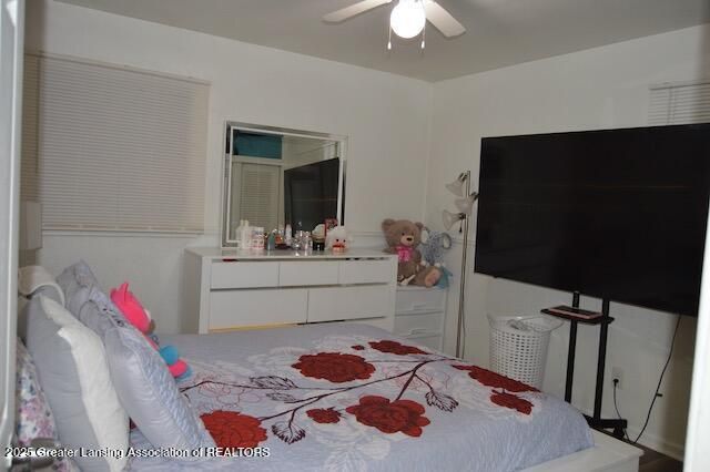 2111 Delta River Drive, Lansing, MI 48906